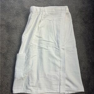 3 Mirko White spa wraps